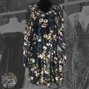 Loveriche Navy Mix Floral Velvet Dress - Size Medium